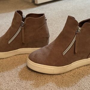 Steve Madden Tan Suede Wedge Sneakers